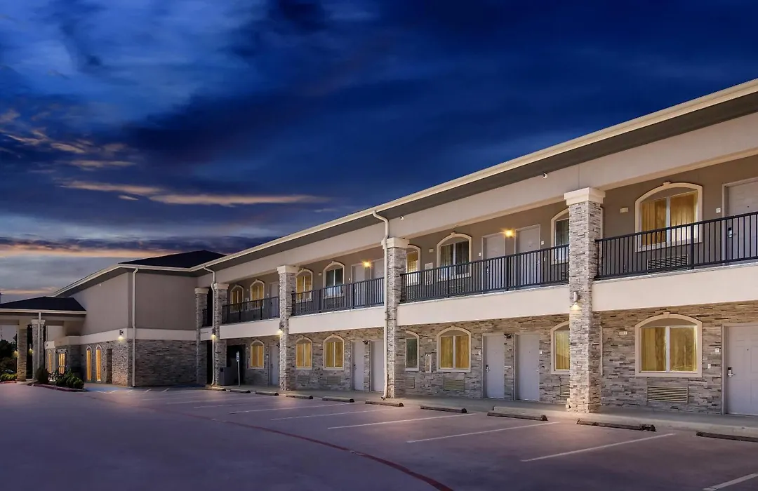 Econo Lodge-1